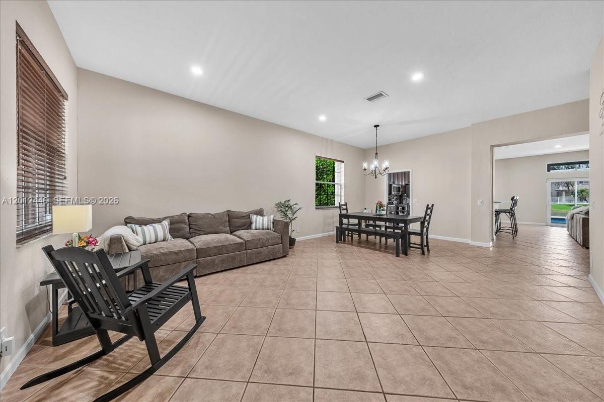 SECTOR 2-PARCELS 1 2 3 4 - Residential
