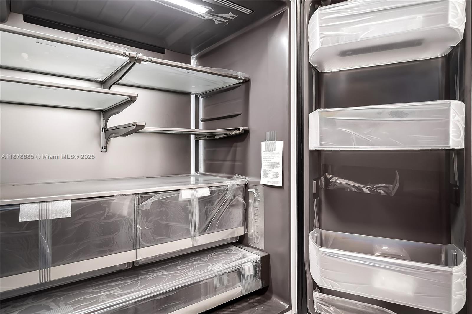 PALMVIEW CONDOMINIUM APAR - Residential