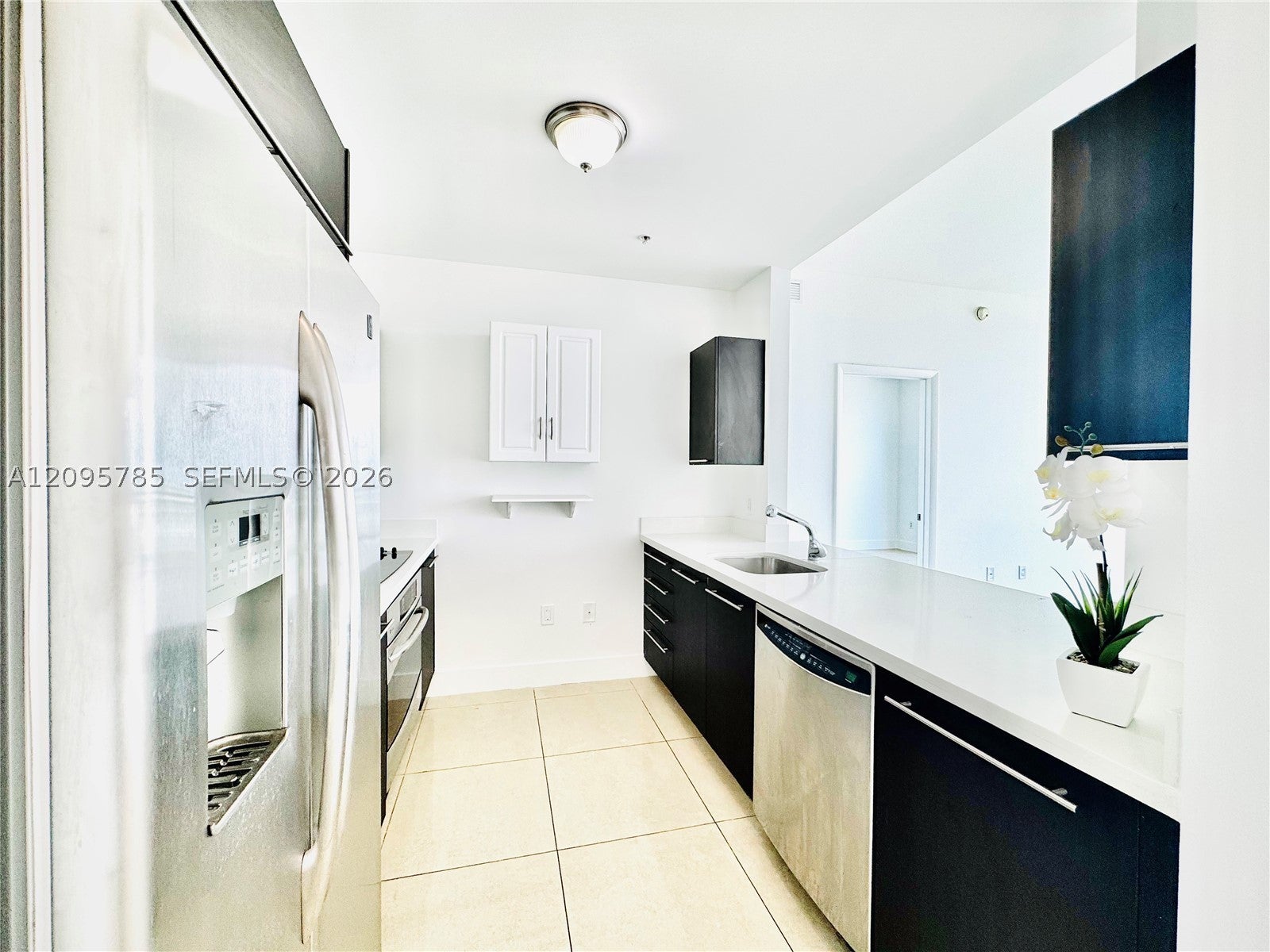 90 SW 3rd St PH-10