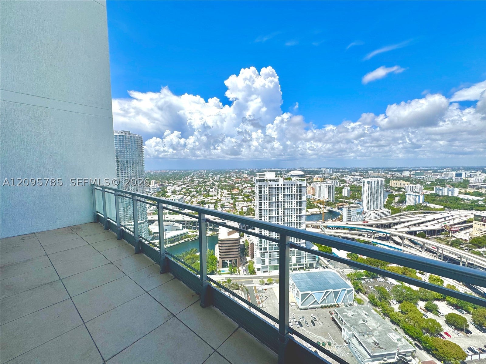 90 SW 3rd St PH-10