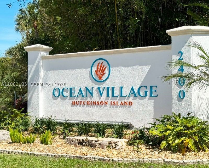 1024 Windward Dr 3206