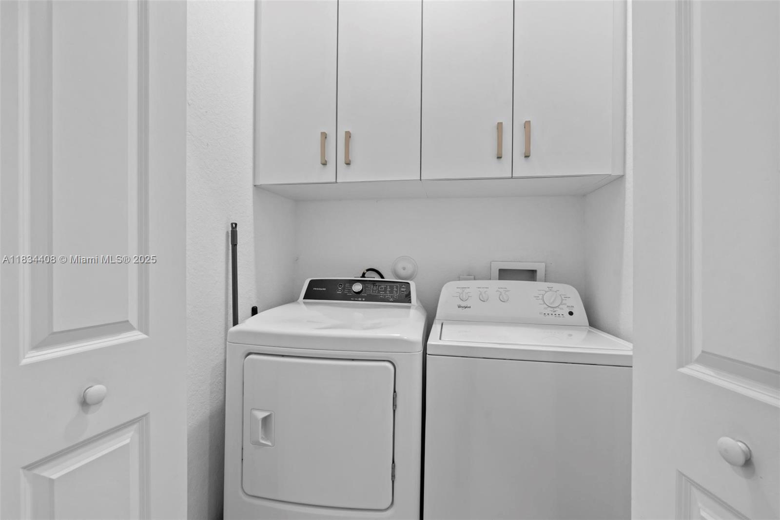 COCO PALM VILLAS - Residential