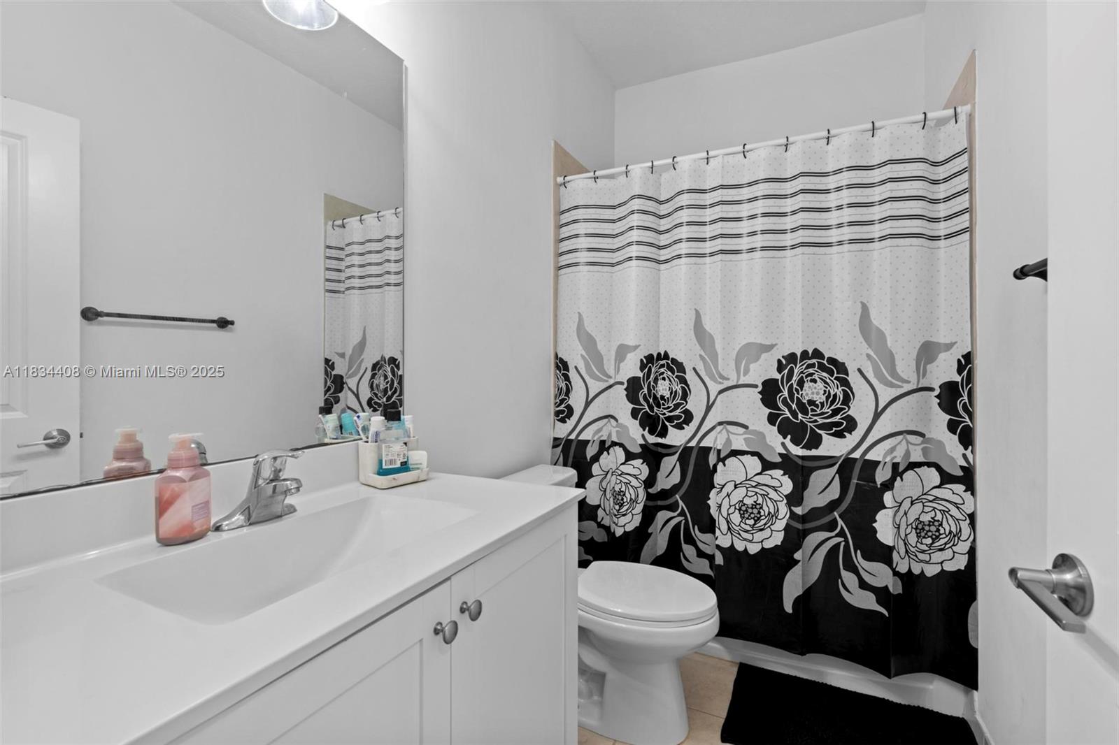 COCO PALM VILLAS - Residential