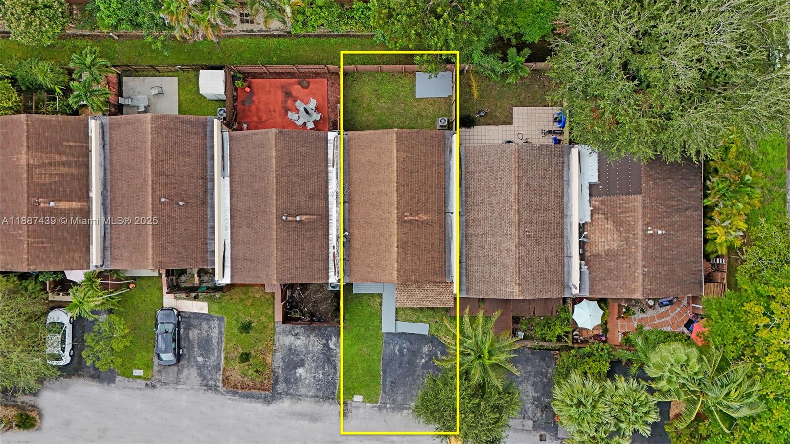 KILLIAN PINES TOWNHOUSES - Residential
