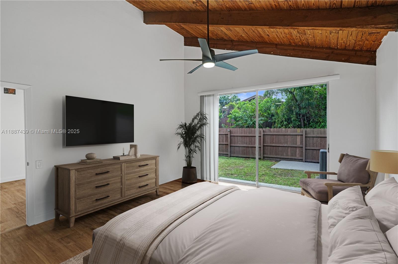 KILLIAN PINES TOWNHOUSES - Residential