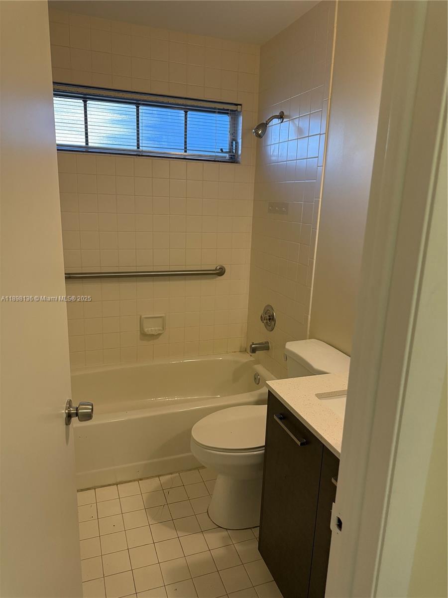 PANACHE SEC 1 - Residential Lease