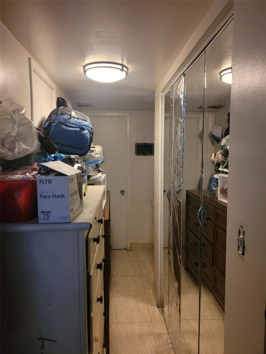 STRATFORD HOUSE CONDO - Residential