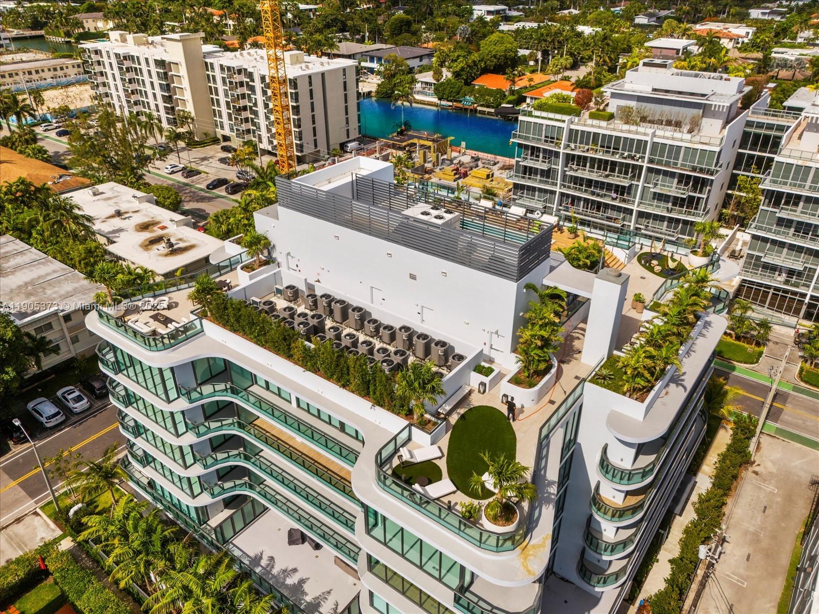 Alana Bay Harbor - Residential