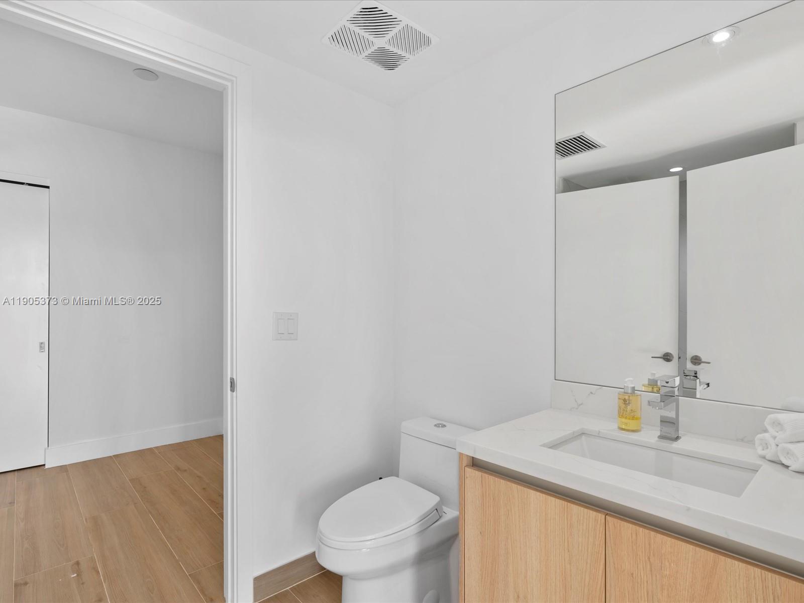 Alana Bay Harbor - Residential