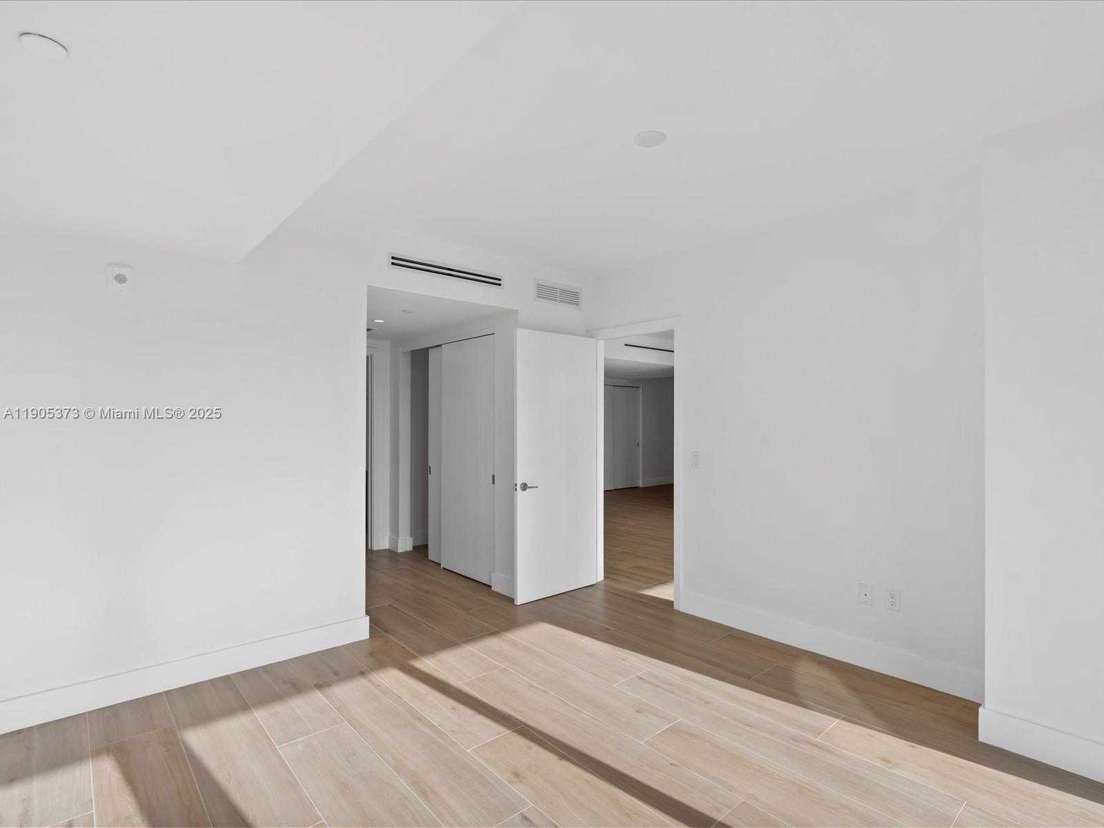 Alana Bay Harbor - Residential