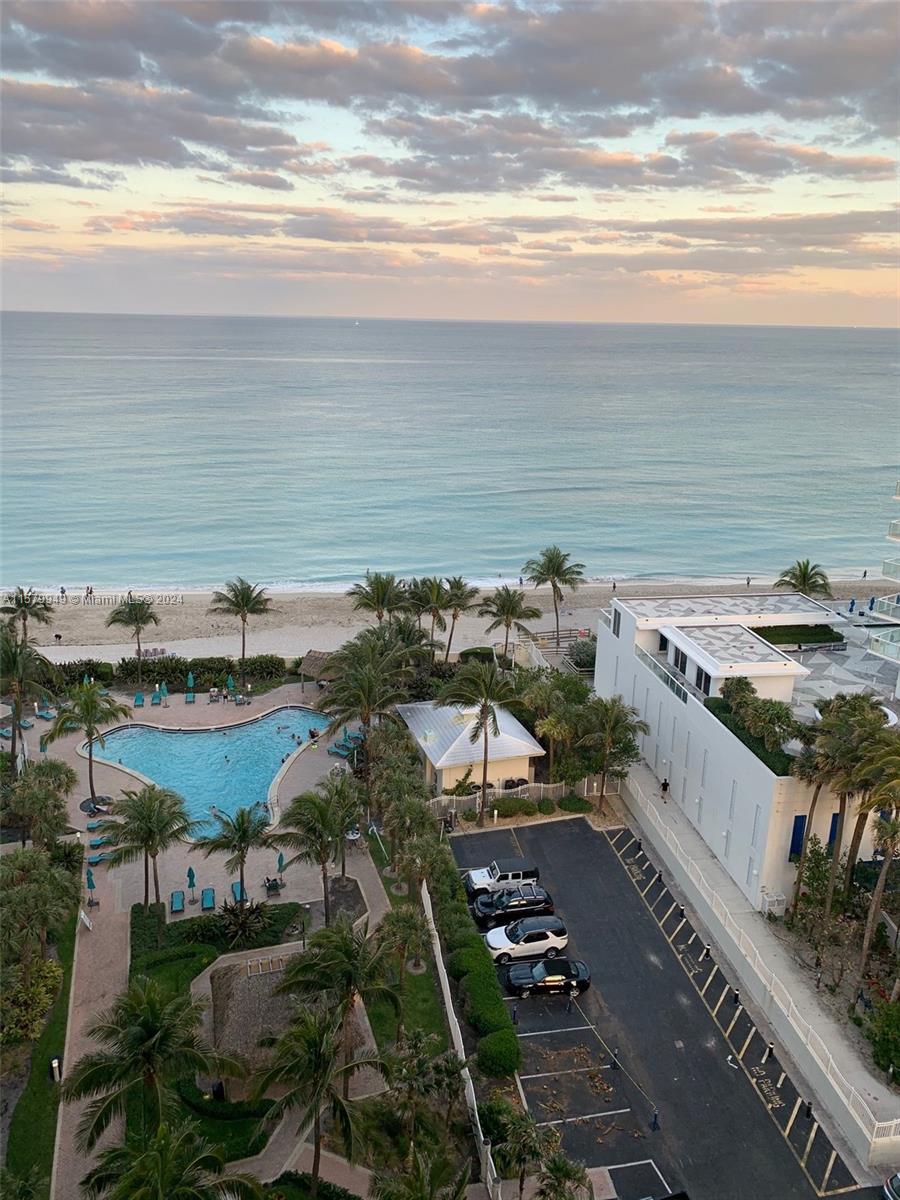 TIDES ON HOLLYWOOD BEACH - Residential Lease