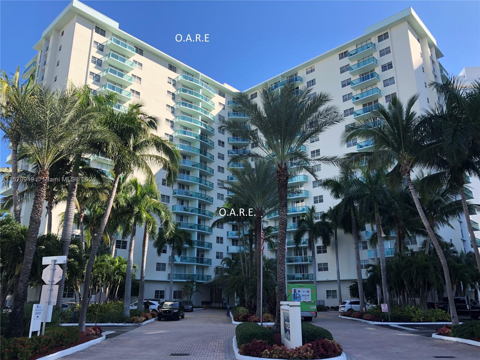 TIDES ON HOLLYWOOD BEACH - Residential Lease