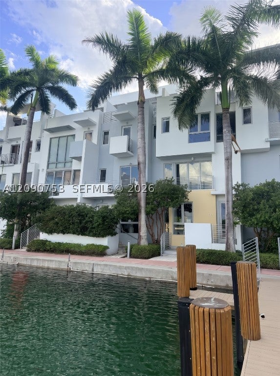 187/4 N Shore Dr