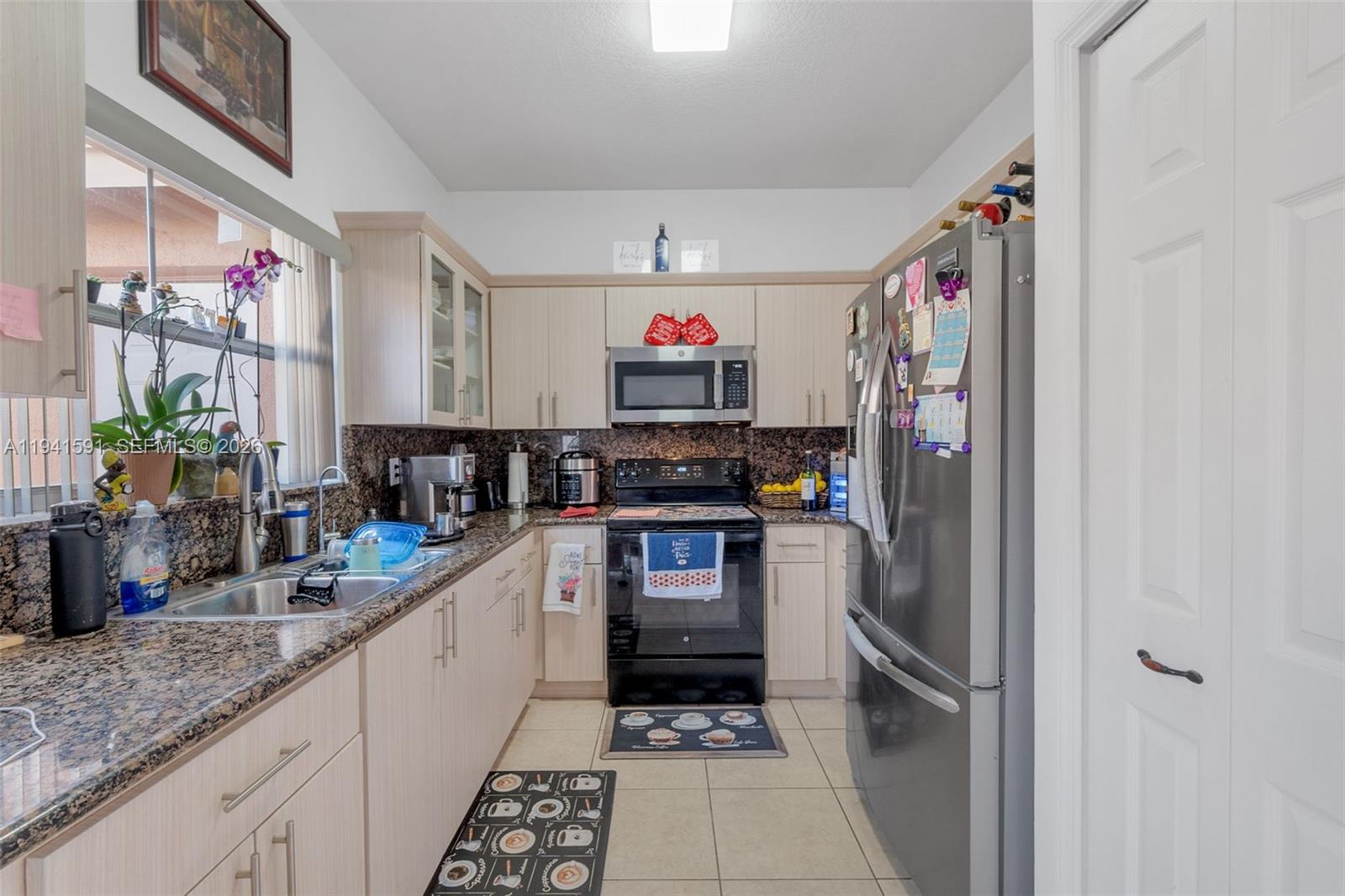 VILLA VIZCAYA CONDO - Residential