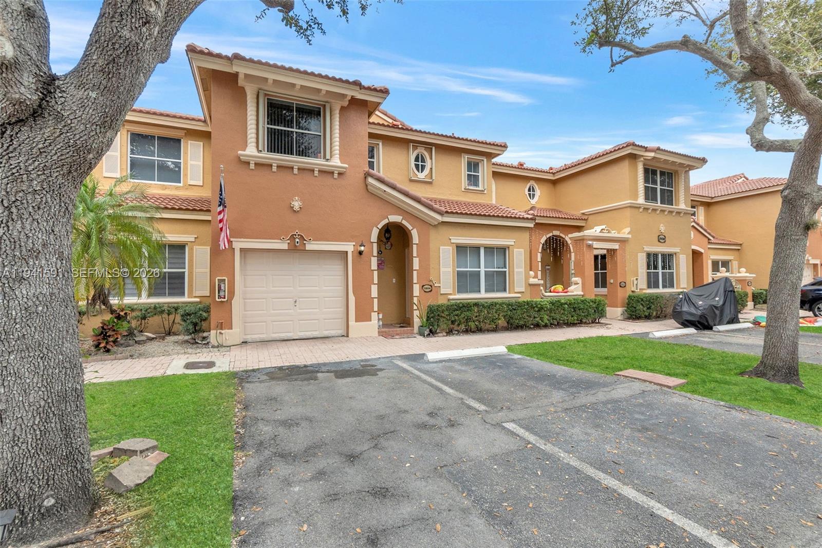 8423 NW 138th Ter 2804