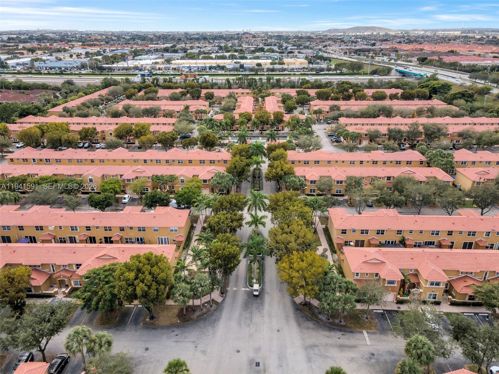 VILLA VIZCAYA CONDO - Residential