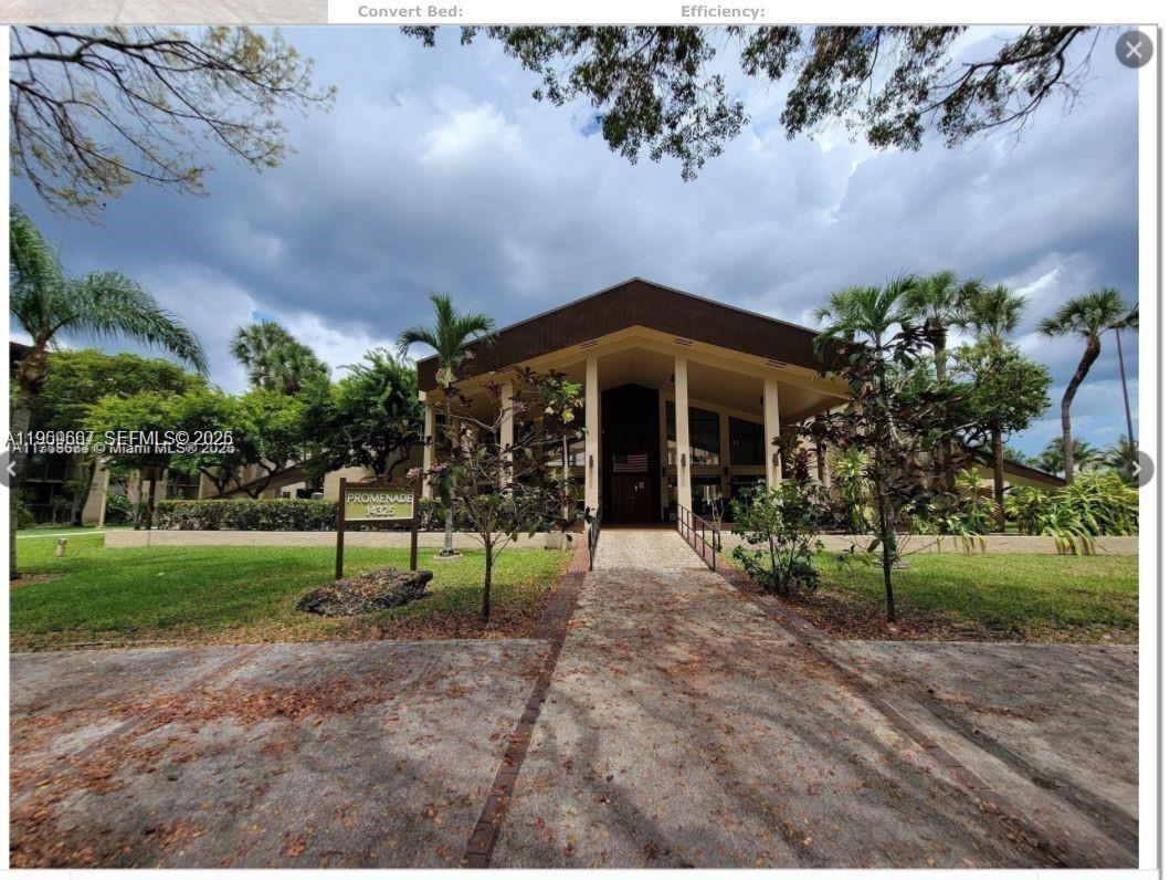 PROMENADE AT KENDALE LAKE - Residential Lease