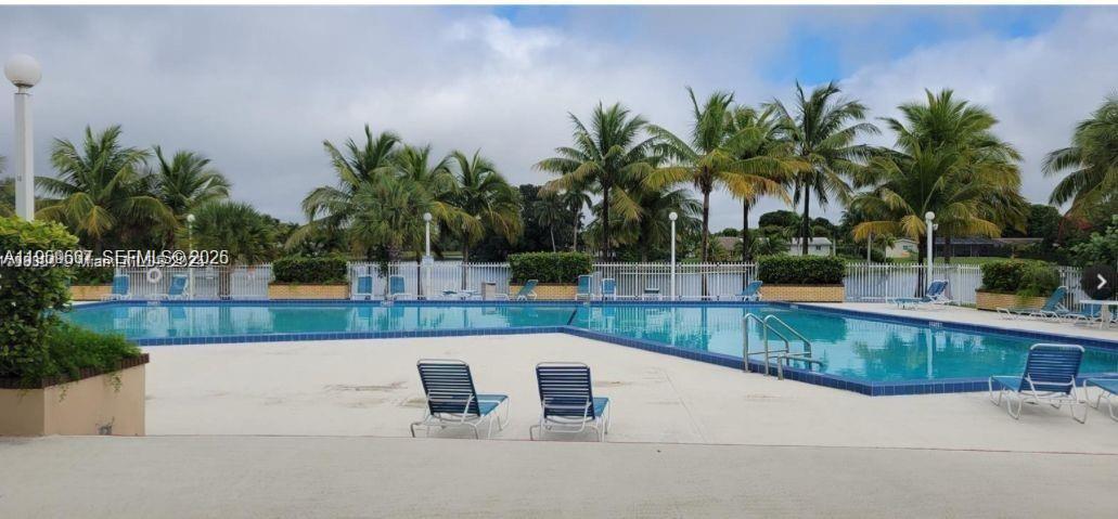 PROMENADE AT KENDALE LAKE - Residential Lease