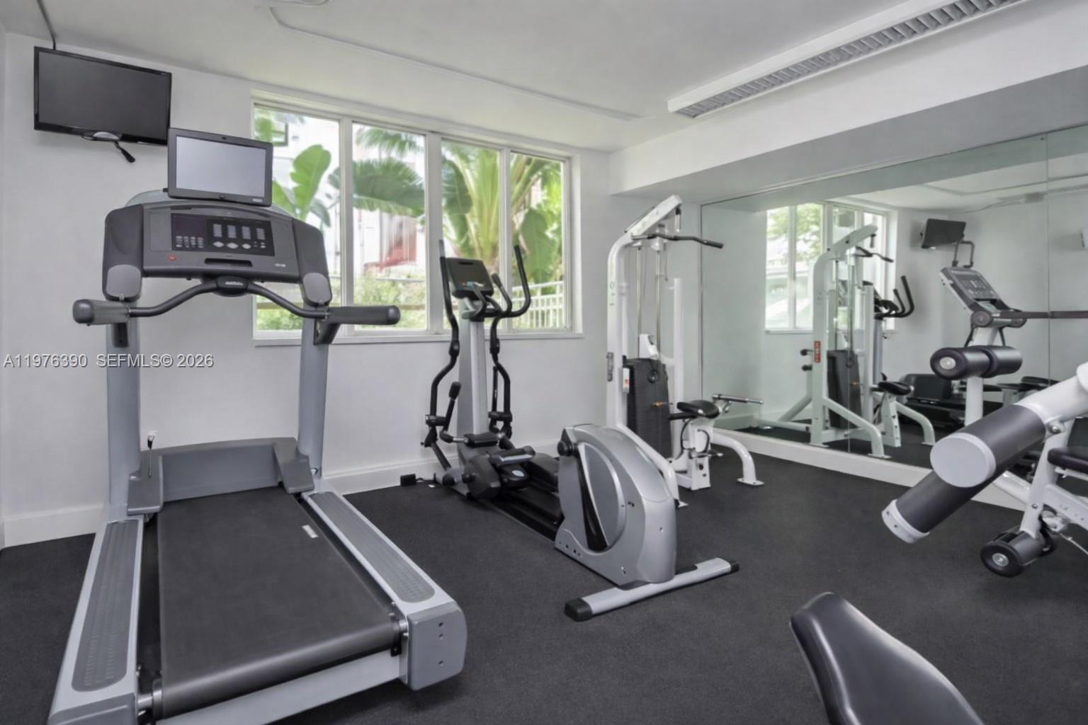 SAN LORENZO CONDO - Residential