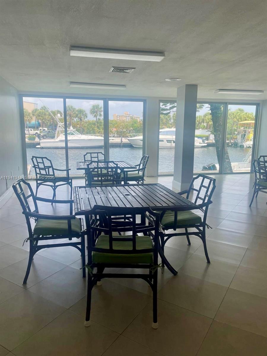 KEYSTONE HARBOR CLUB COND - Residential