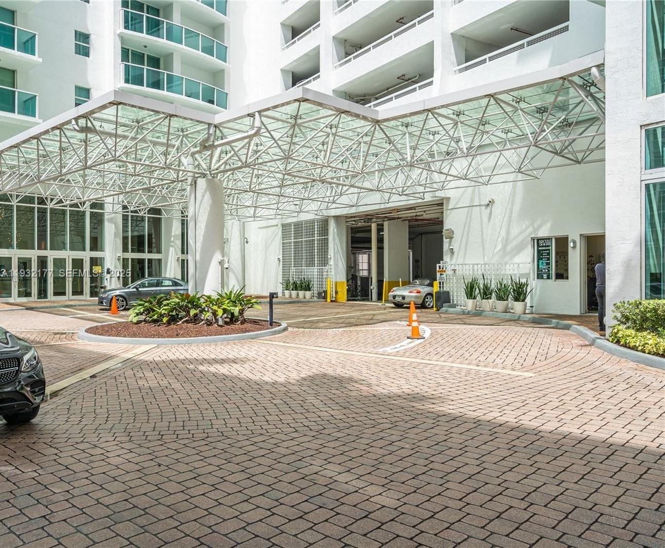 BRICKELL ON THE RIVER N T - Residential Lease