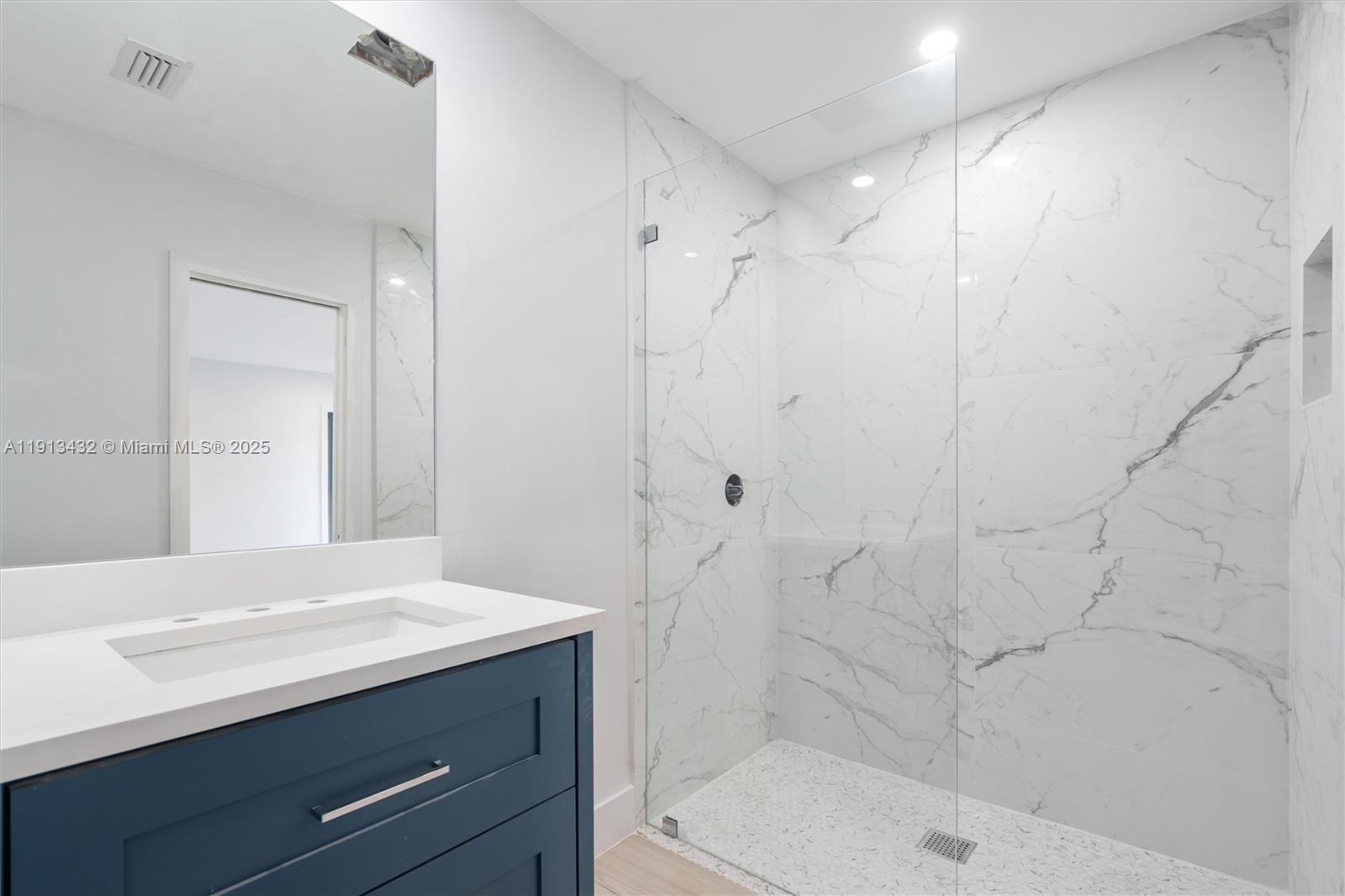 SPANISH VILLAS - Residential