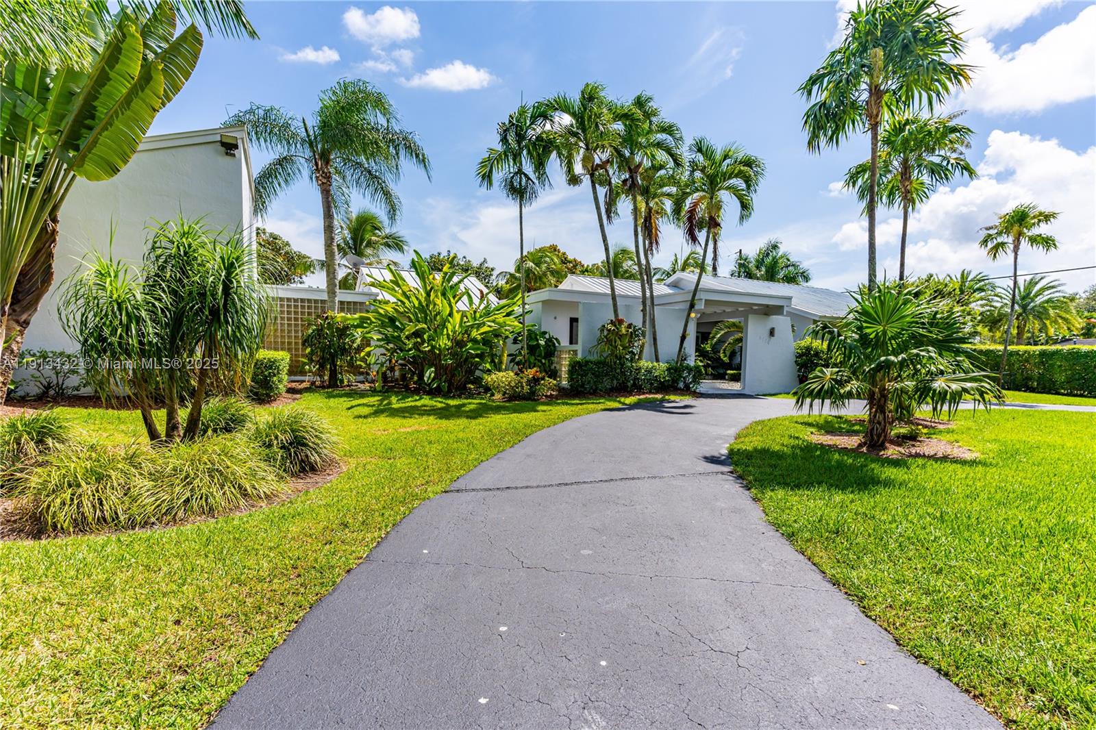 SPANISH VILLAS - Residential