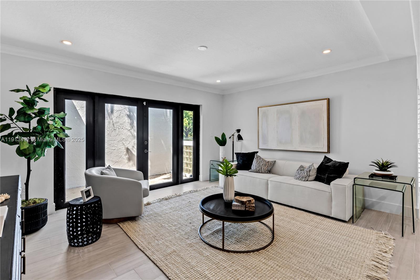 SPANISH VILLAS - Residential