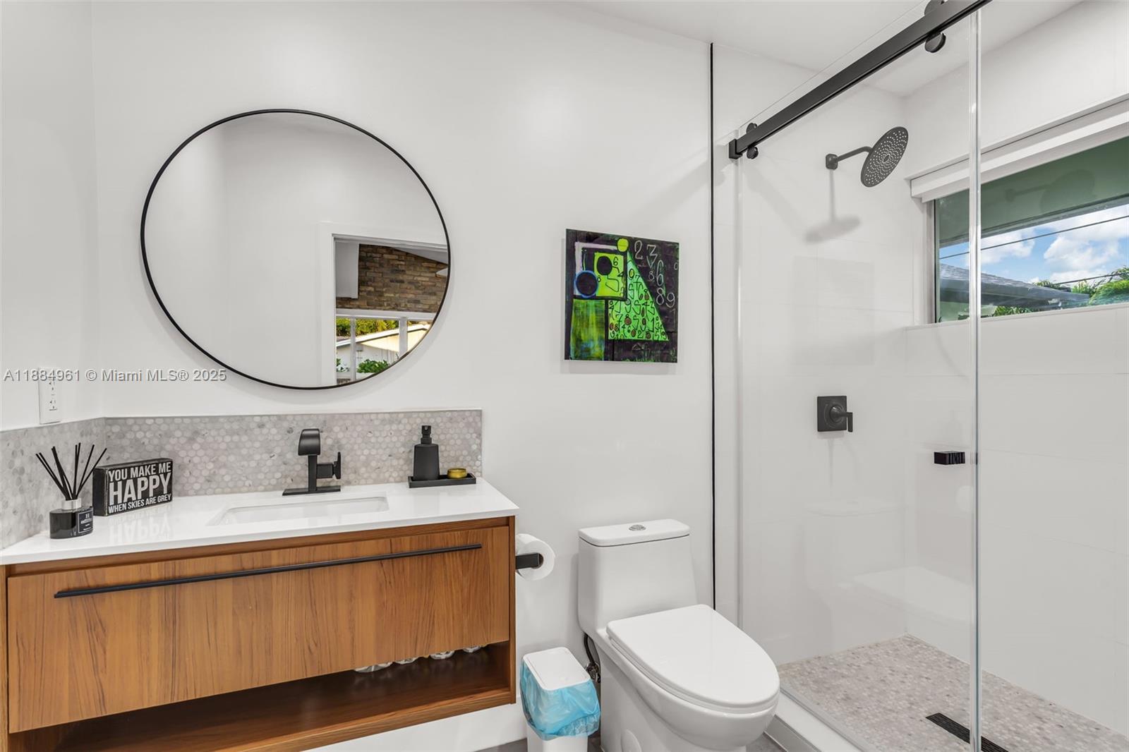 COLLEGE MNR - Residential