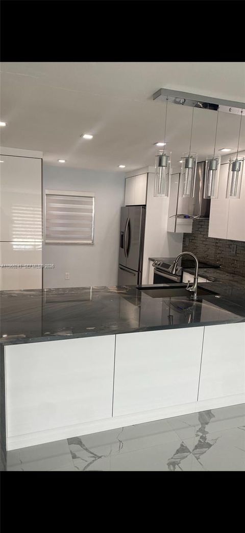 1100 W 35th St 4 Hialeah FL 33012