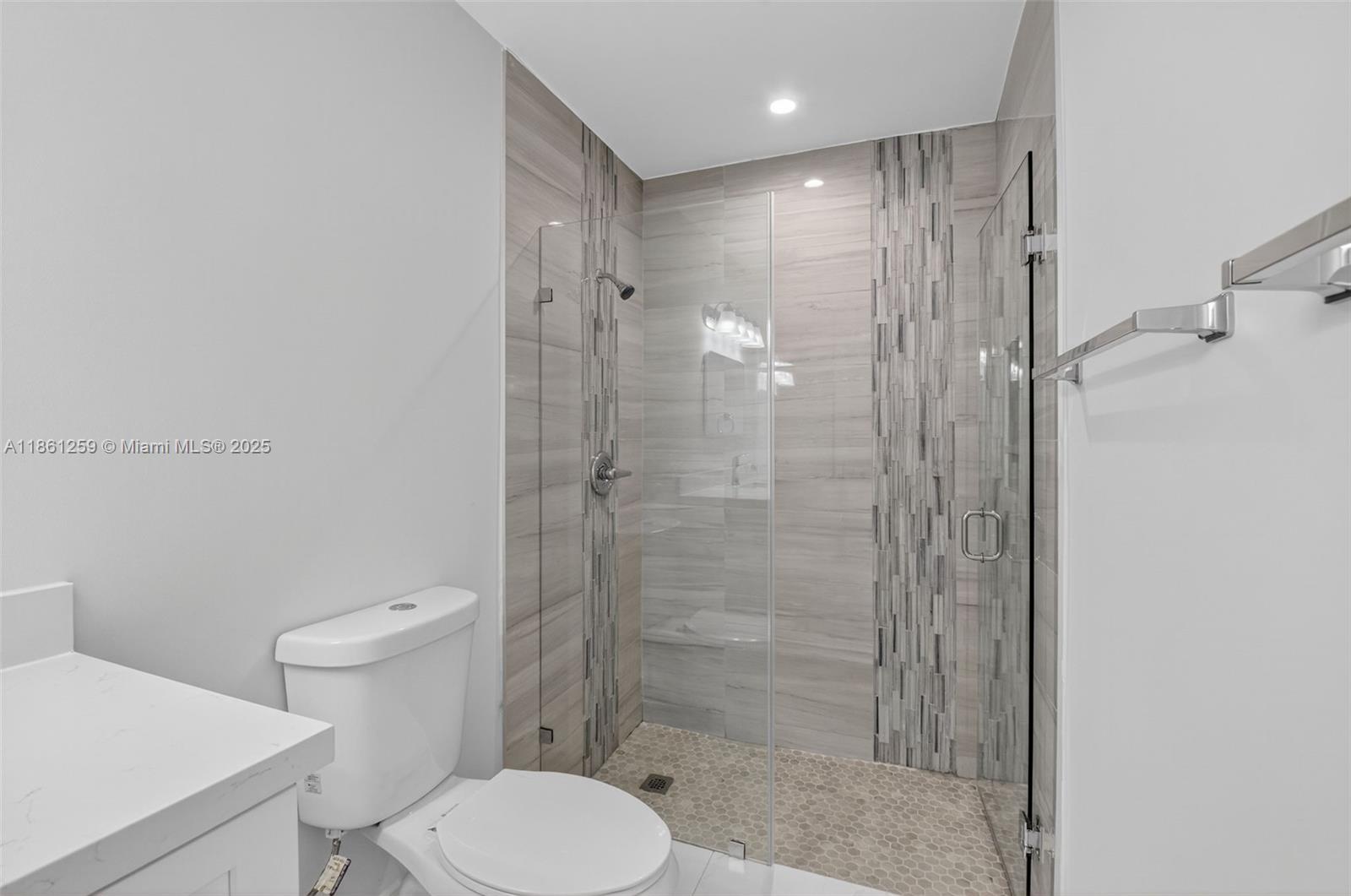 WHISPER WALK - Residential