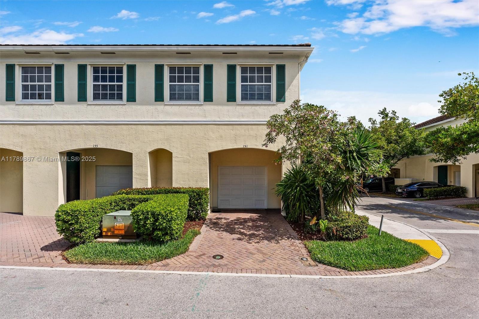 Property for Sale at 151 Sw 7th Ct, Pompano Beach, Broward County, Florida - Bedrooms: 3 
Bathrooms: 3  - $409,900
