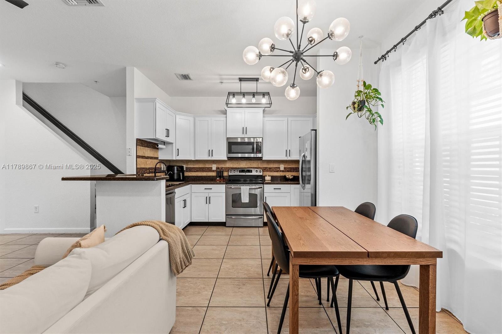 151 SW 7th Ct
