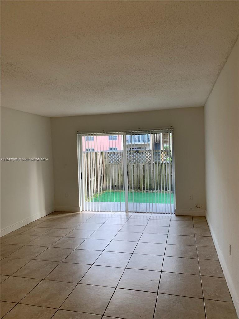 DORAL GARDENS II CONDO - Residential