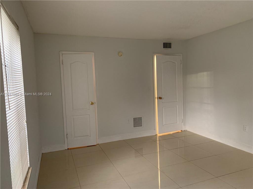 DORAL GARDENS II CONDO - Residential