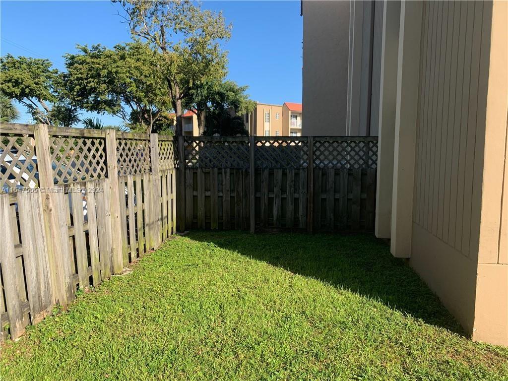 DORAL GARDENS II CONDO - Residential