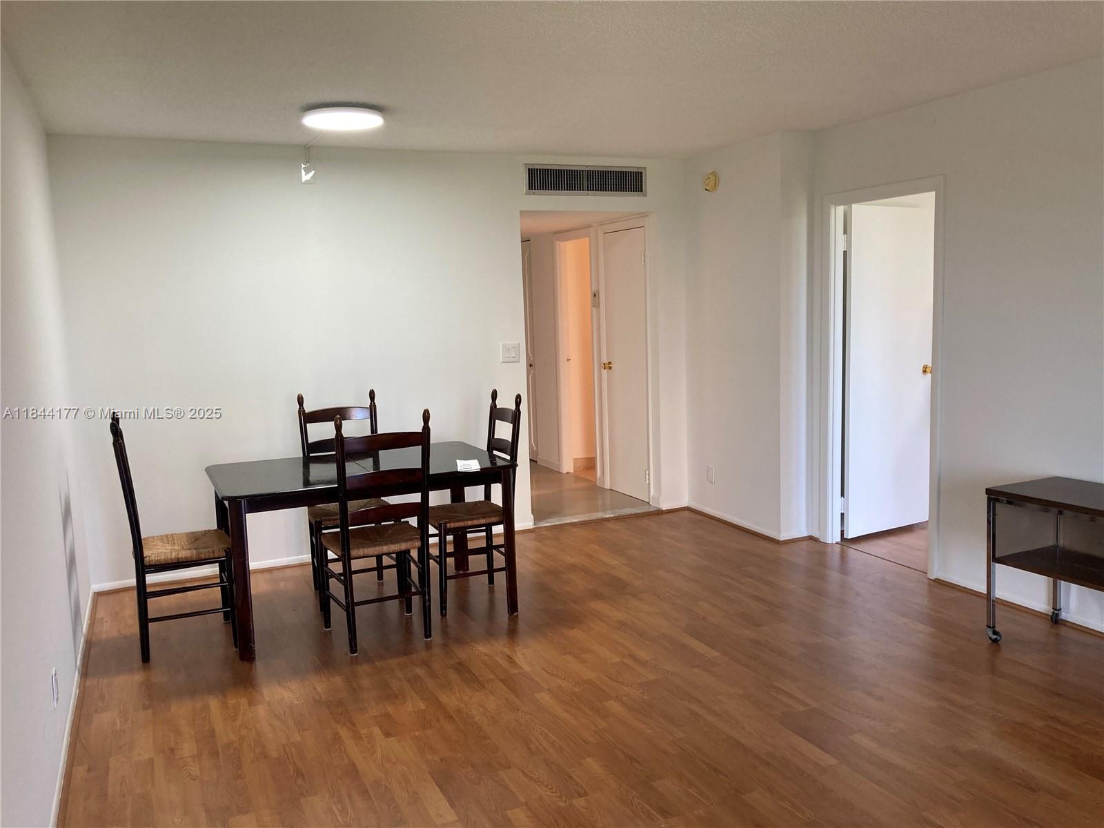 BISCAYA III CONDO - Residential