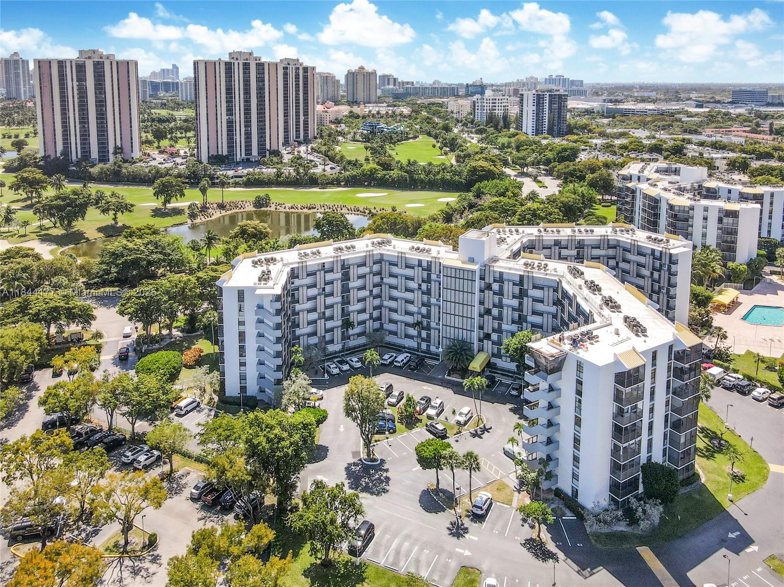 BISCAYA III CONDO - Residential