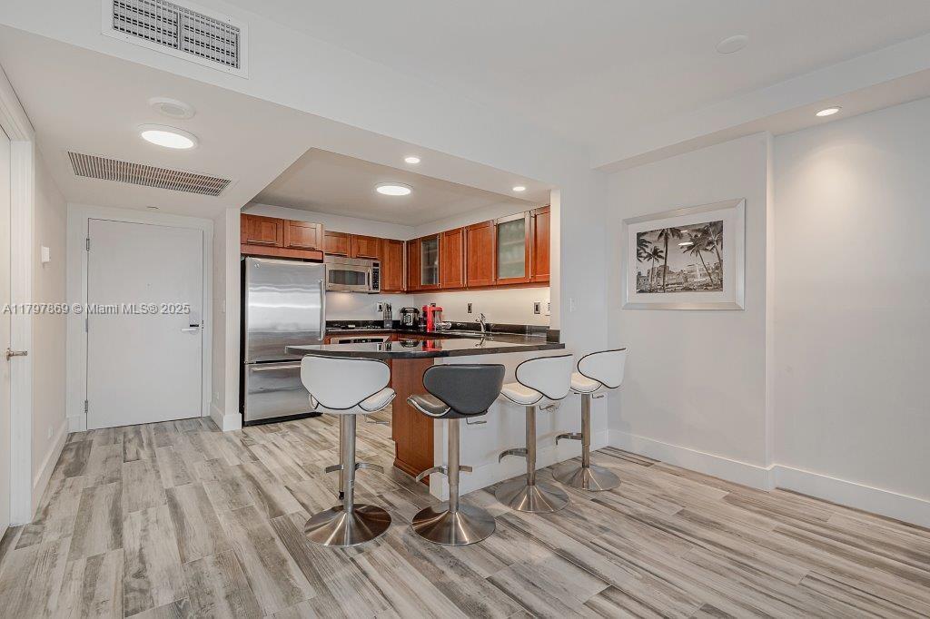 RONEY PALACE CONDO - Residential