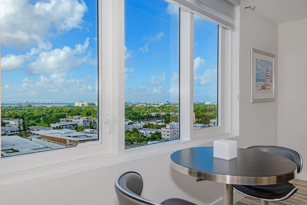 RONEY PALACE CONDO - Residential