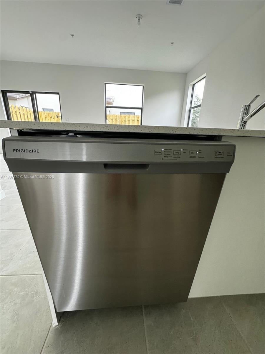 UNITED STATES - Residential