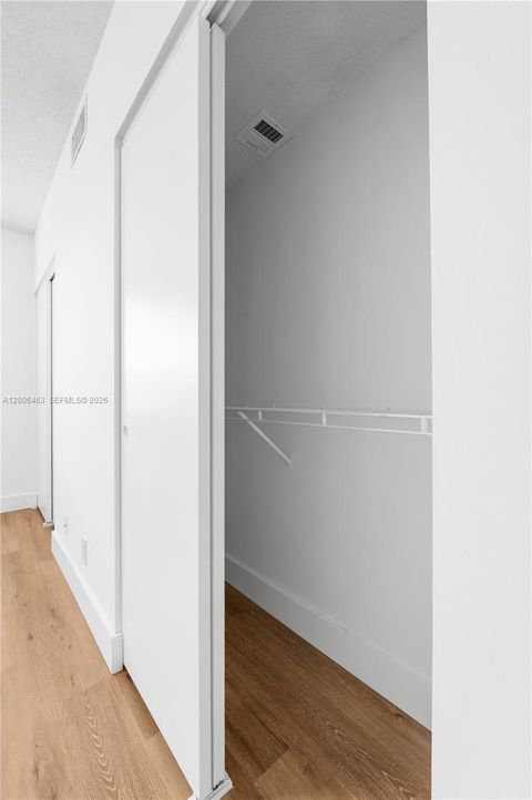 Tiny photo for 40 Simonton Cir #40, Weston, FL 33326 (MLS # A12006463)