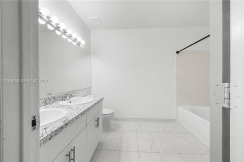 Tiny photo for 40 Simonton Cir #40, Weston, FL 33326 (MLS # A12006463)