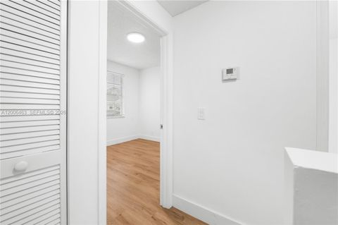 Tiny photo for 40 Simonton Cir #40, Weston, FL 33326 (MLS # A12006463)