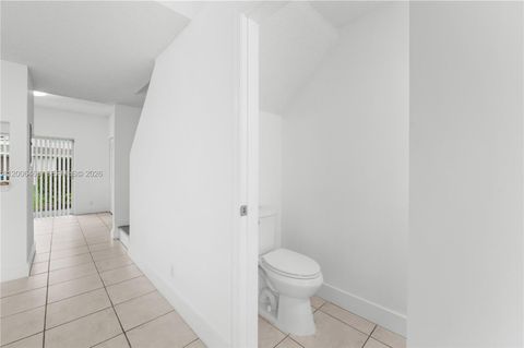 Tiny photo for 40 Simonton Cir #40, Weston, FL 33326 (MLS # A12006463)