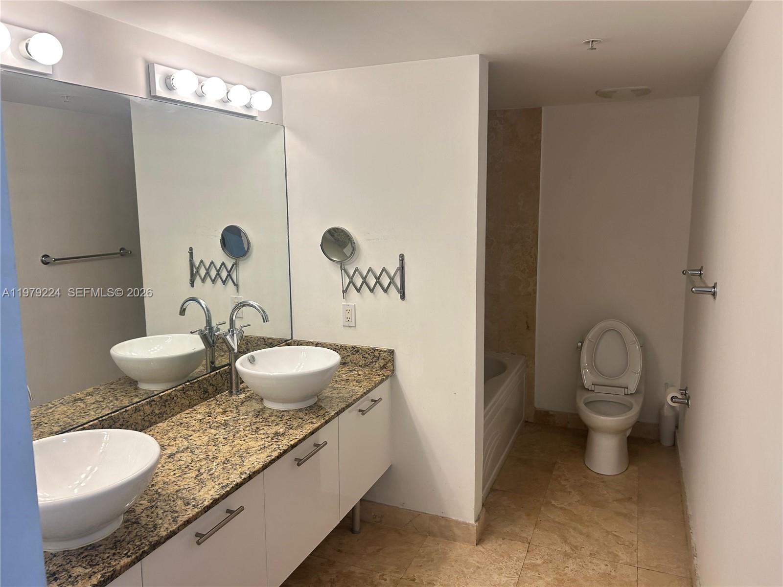 BRICKELL ON THE RIVER S T - Residential