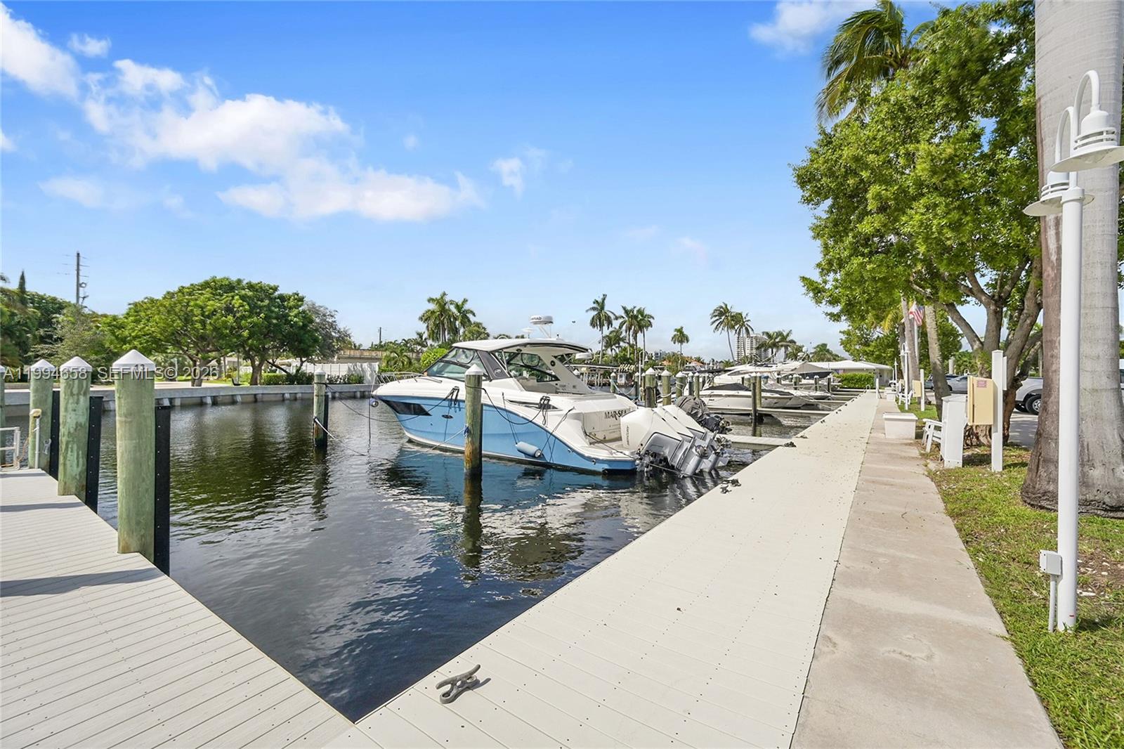 PALM CLUB CO-OP - Residential