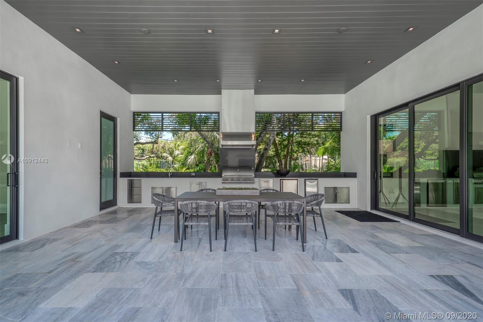 BRUCE-LAURIE SUB - Residential