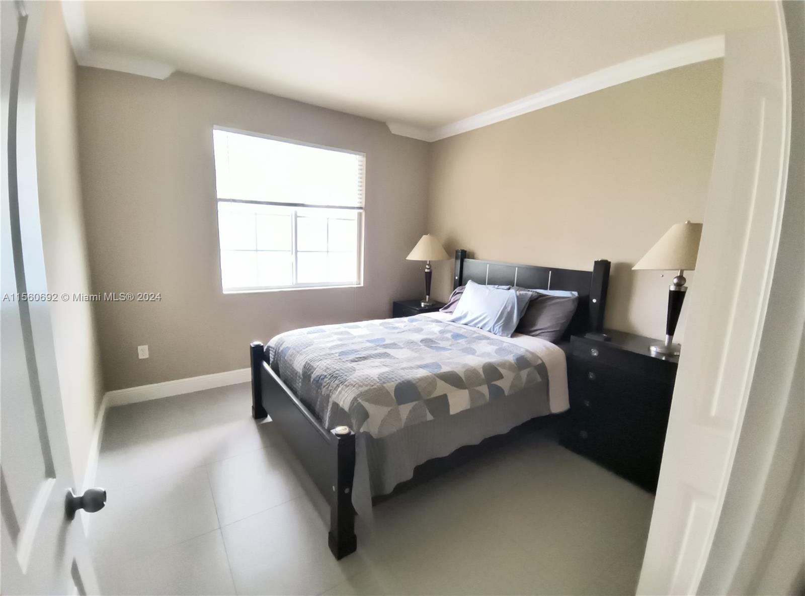 PINEAPPLE GROVE VILLAGE C - Residential Lease