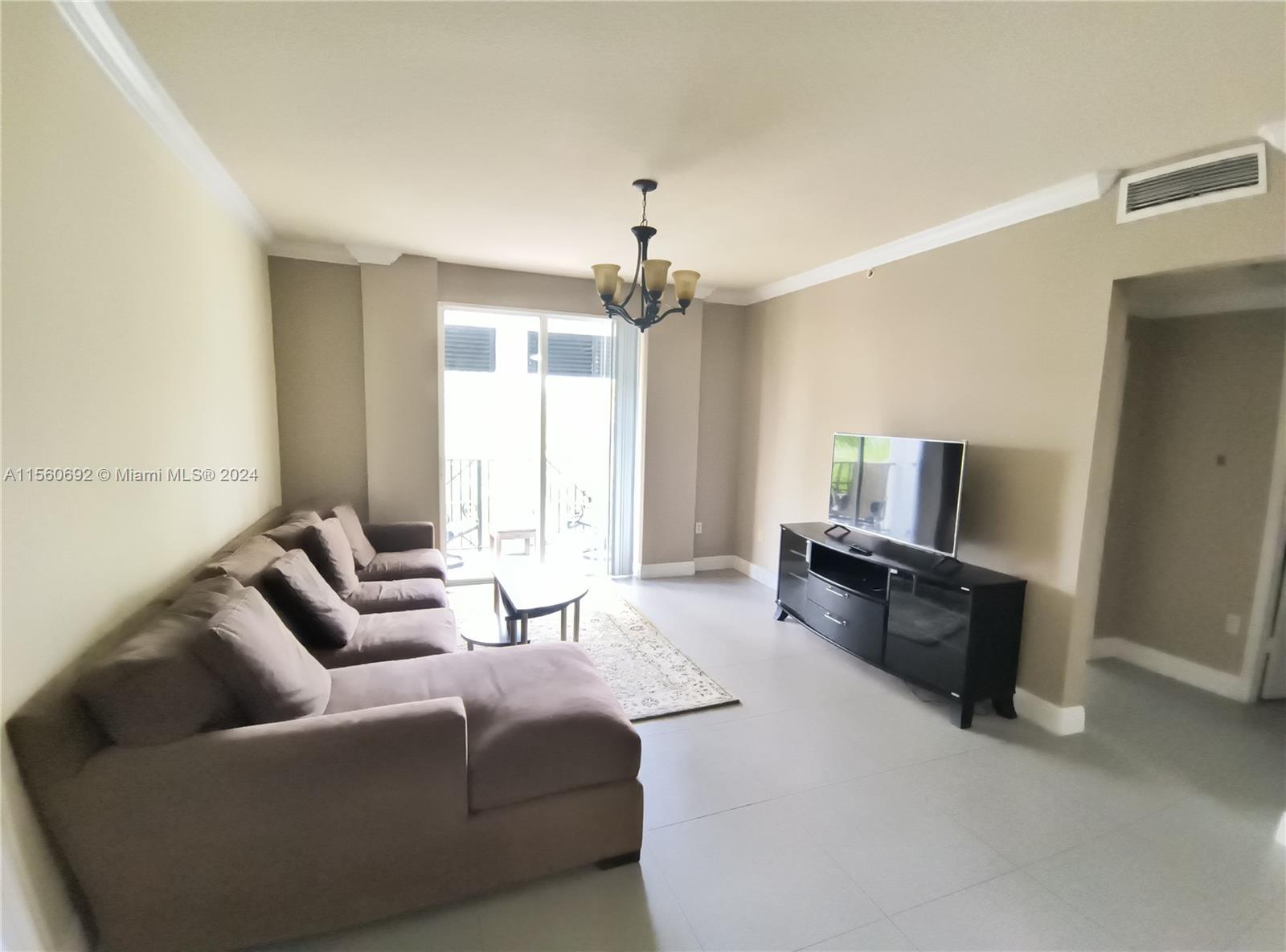 PINEAPPLE GROVE VILLAGE C - Residential Lease